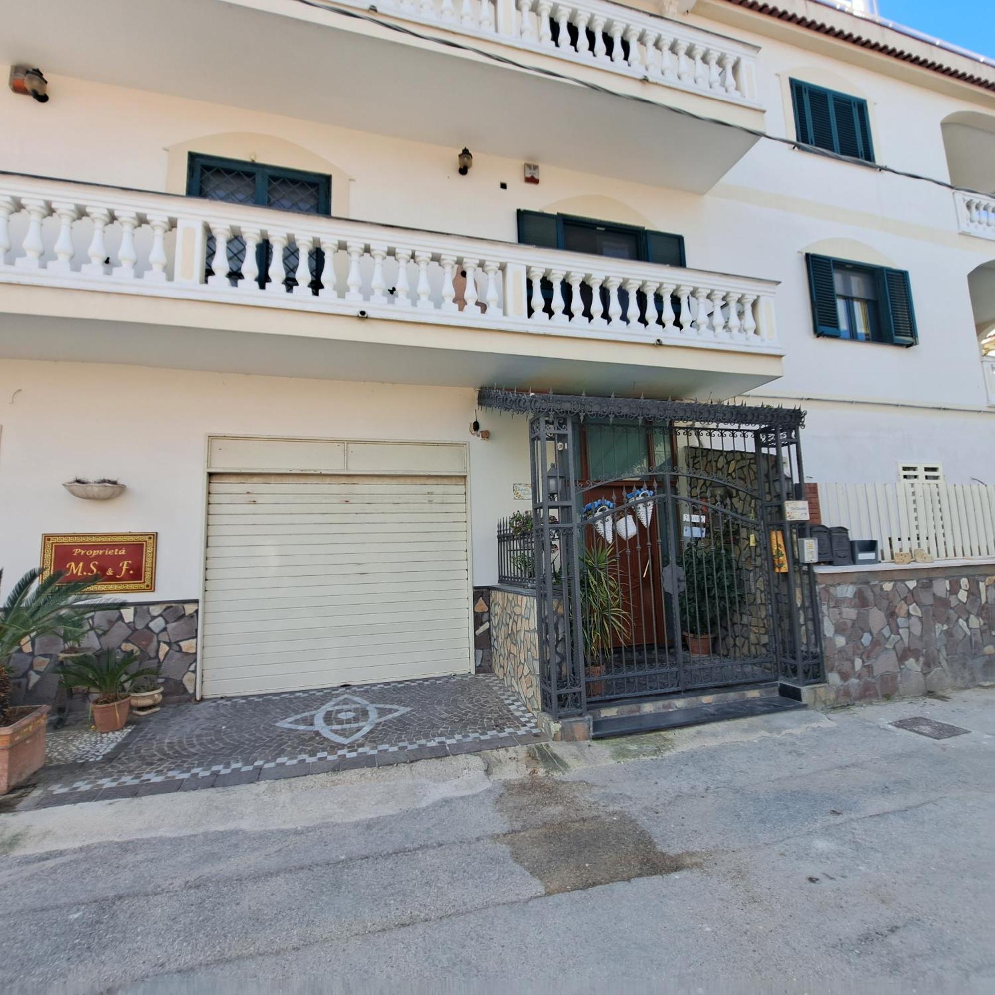 Casa Vacanze Argento Bacoli Exterior photo
